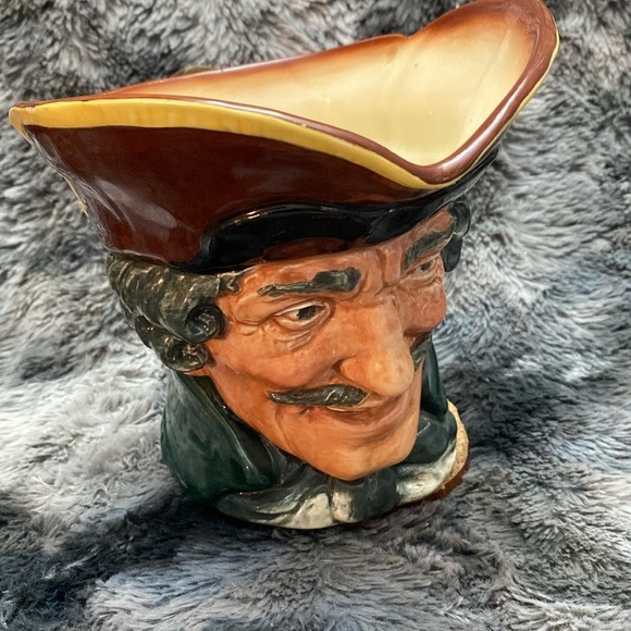 Royal Doulton Vintage Toby Jug - The Vicar of Bray - Picture 2 of 16